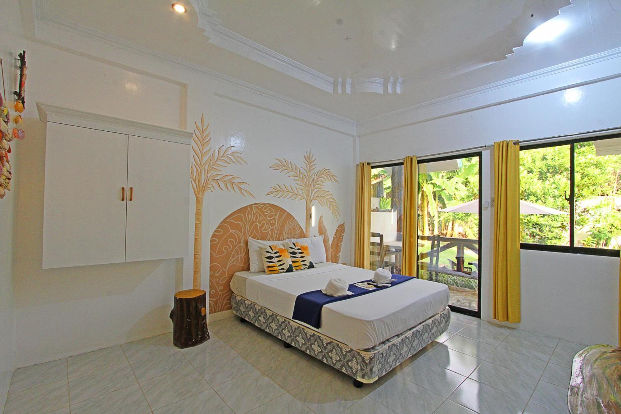 Villa Consolacion Resort General Luna  Ngoại thất bức ảnh