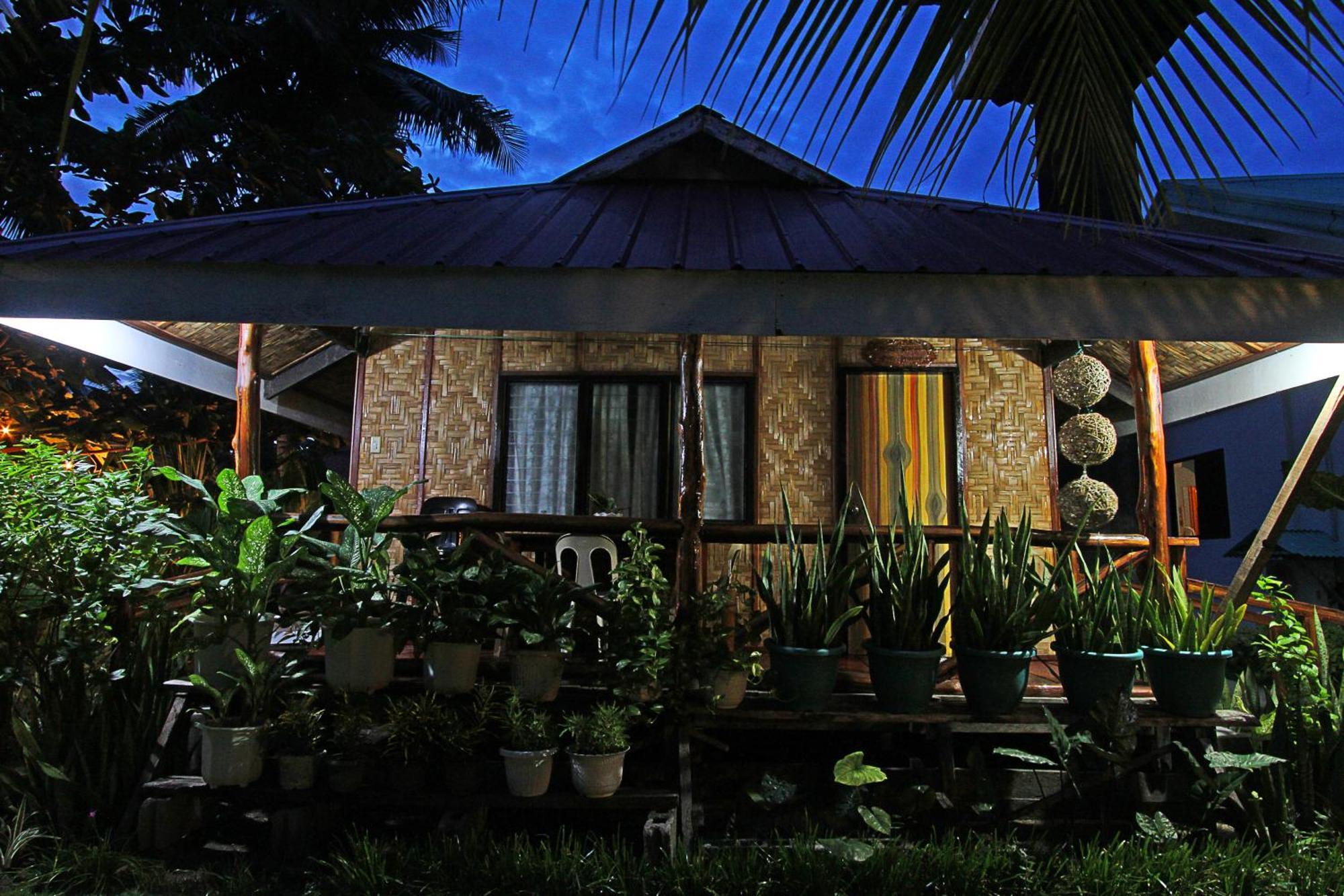 Villa Consolacion Resort General Luna  Ngoại thất bức ảnh