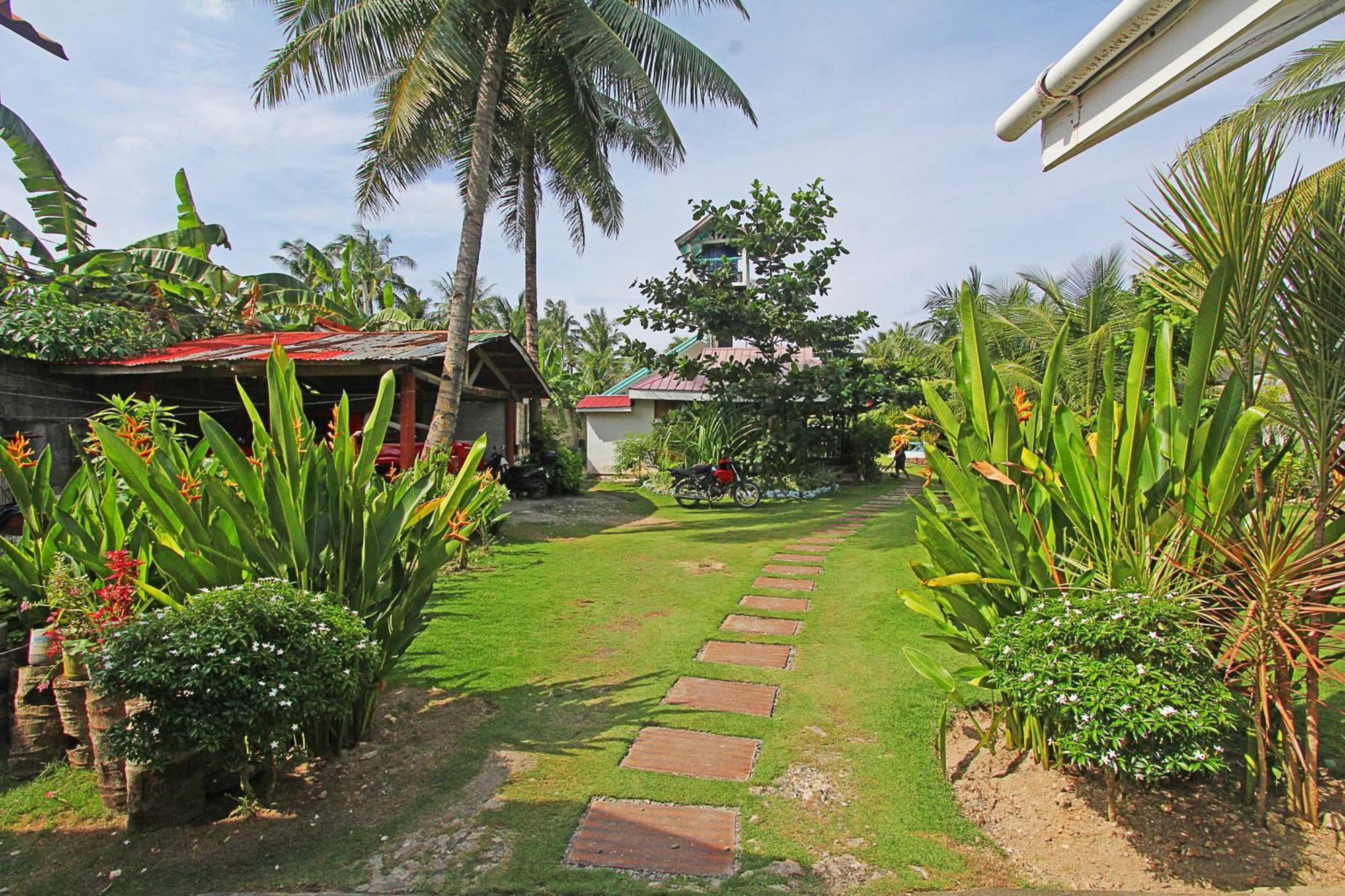 Villa Consolacion Resort General Luna  Ngoại thất bức ảnh