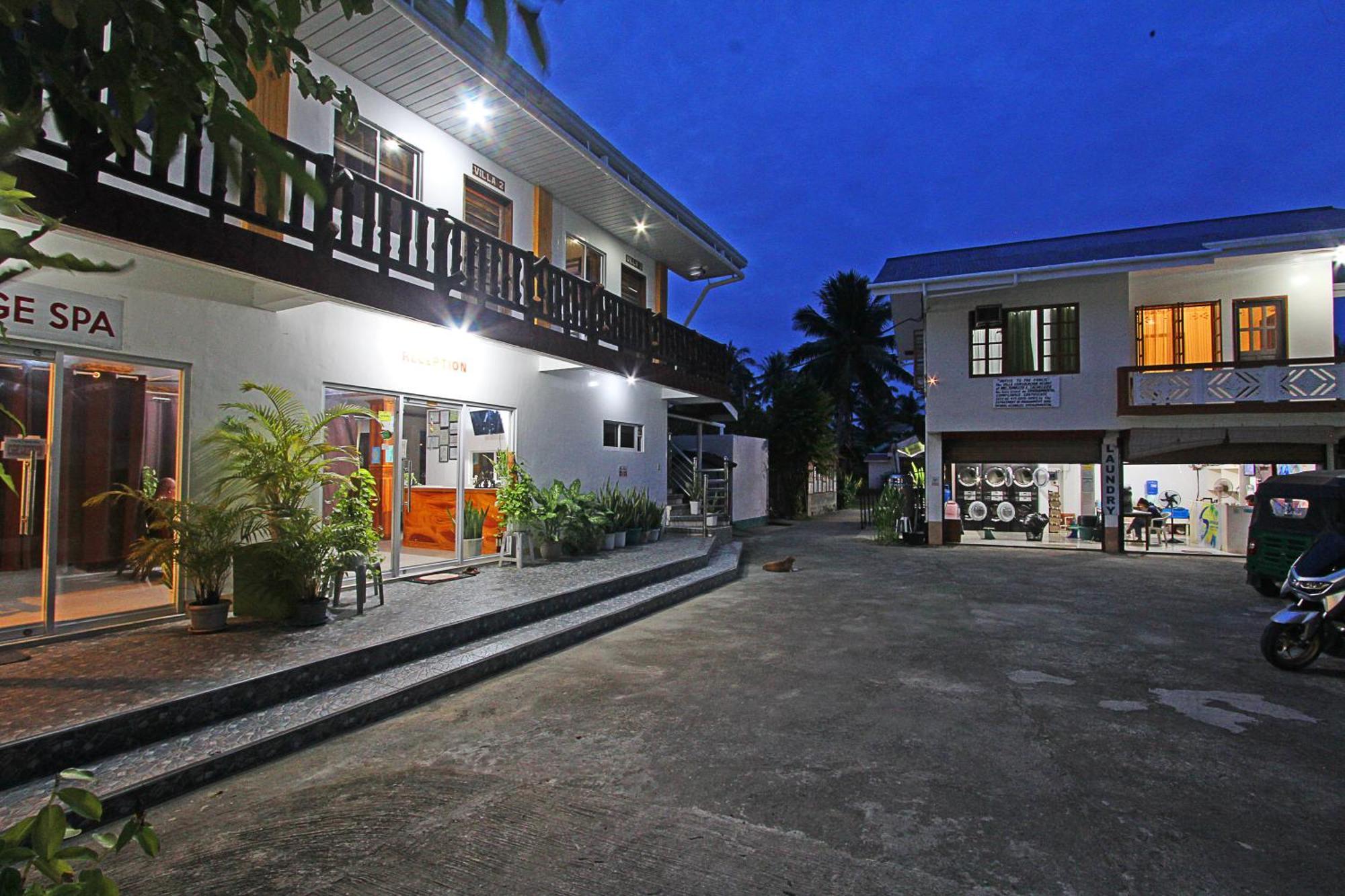 Villa Consolacion Resort General Luna  Ngoại thất bức ảnh