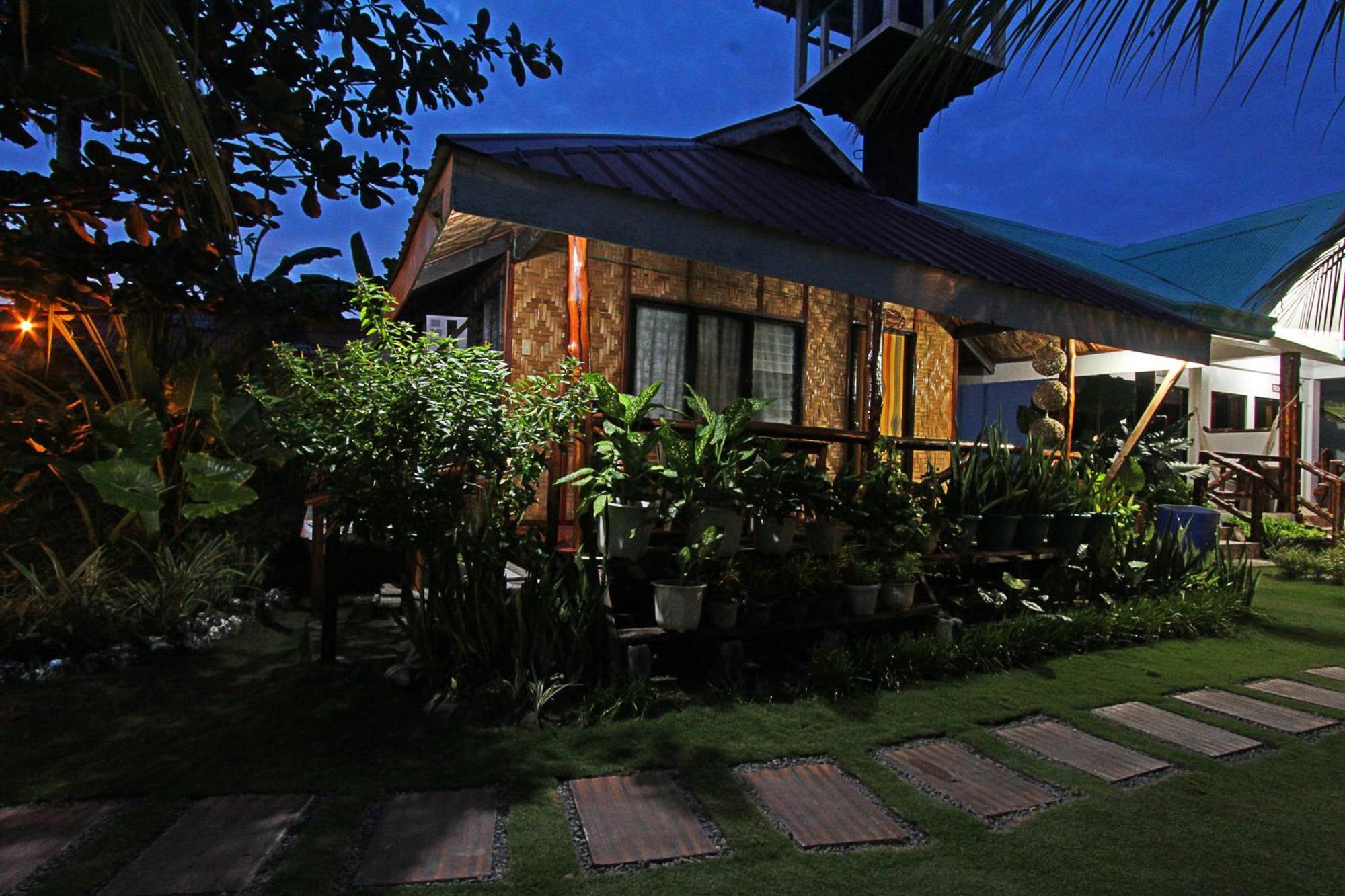 Villa Consolacion Resort General Luna  Ngoại thất bức ảnh