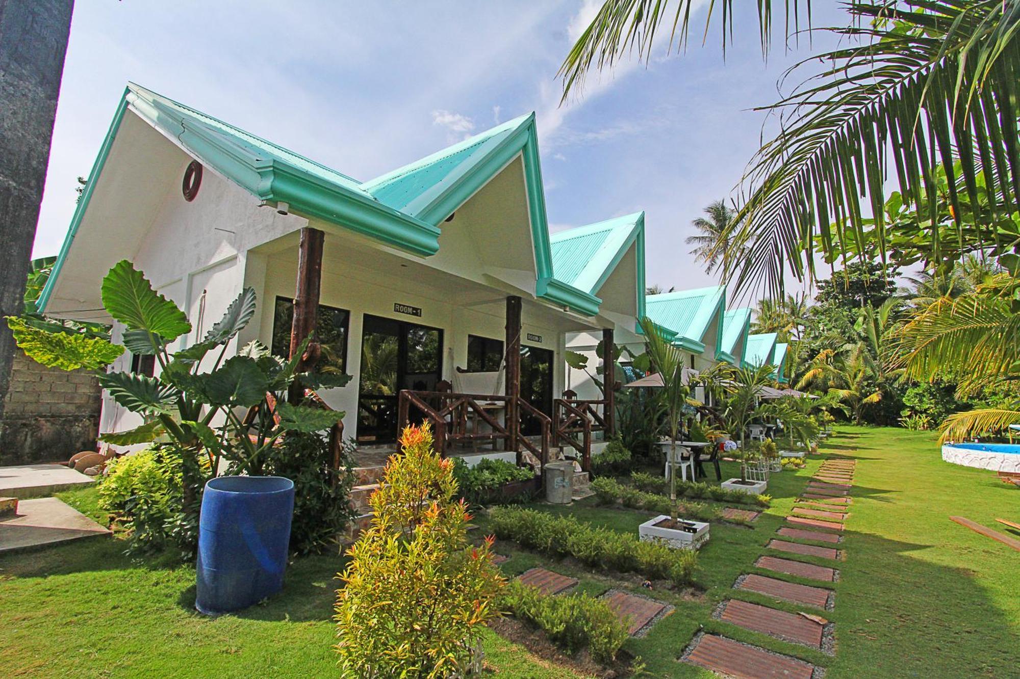 Villa Consolacion Resort General Luna  Ngoại thất bức ảnh