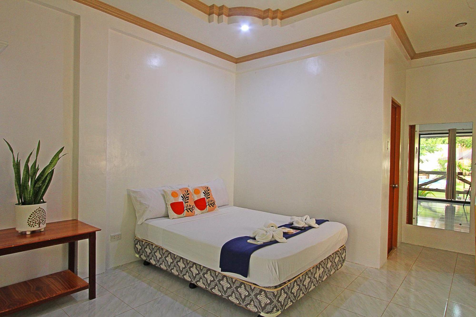 Villa Consolacion Resort General Luna  Ngoại thất bức ảnh
