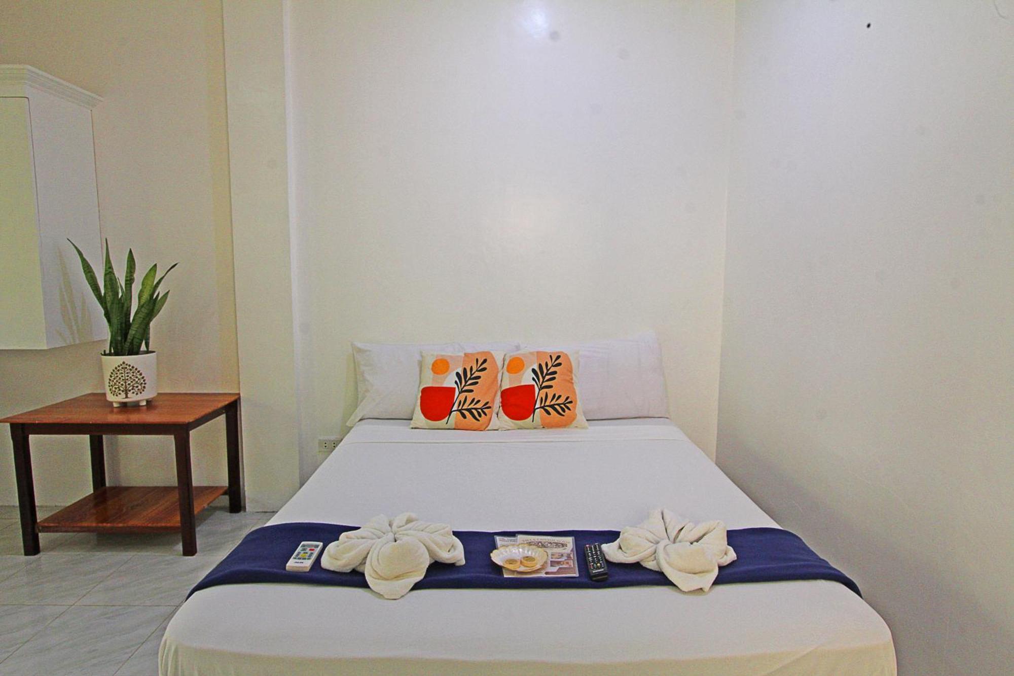 Villa Consolacion Resort General Luna  Ngoại thất bức ảnh